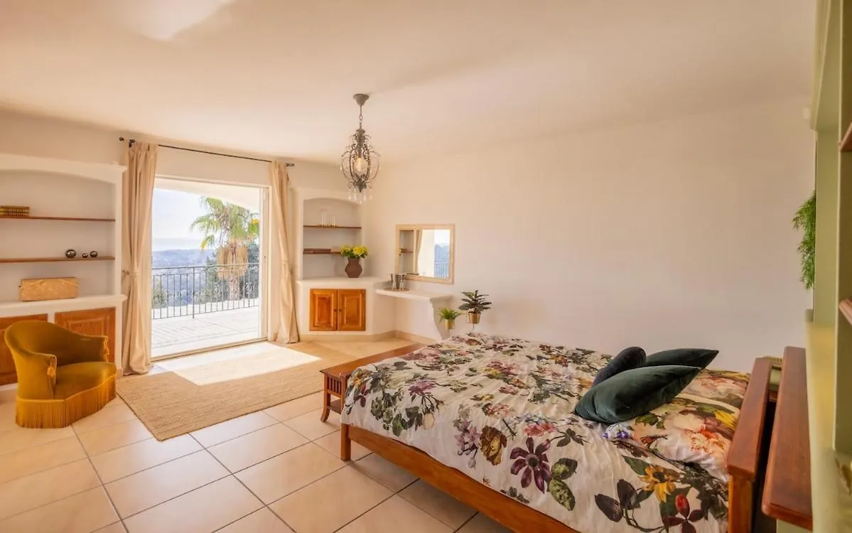 Villa Isabella Vence 0*,