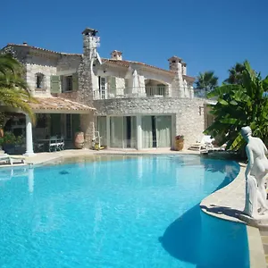 Bed & Breakfast La Bergerie, Vence